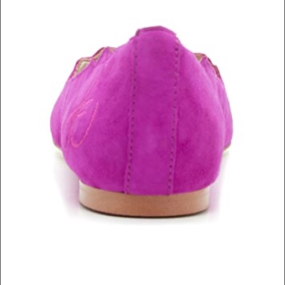 Sam Edelman scallop Augusta Fuchsia flats - Picture 11 of 12